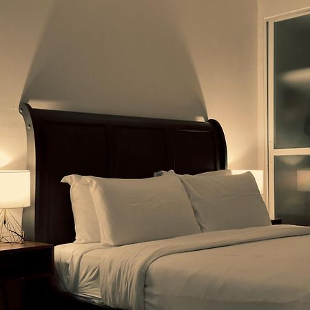 Harman Suites Моалбоал Екстериор снимка