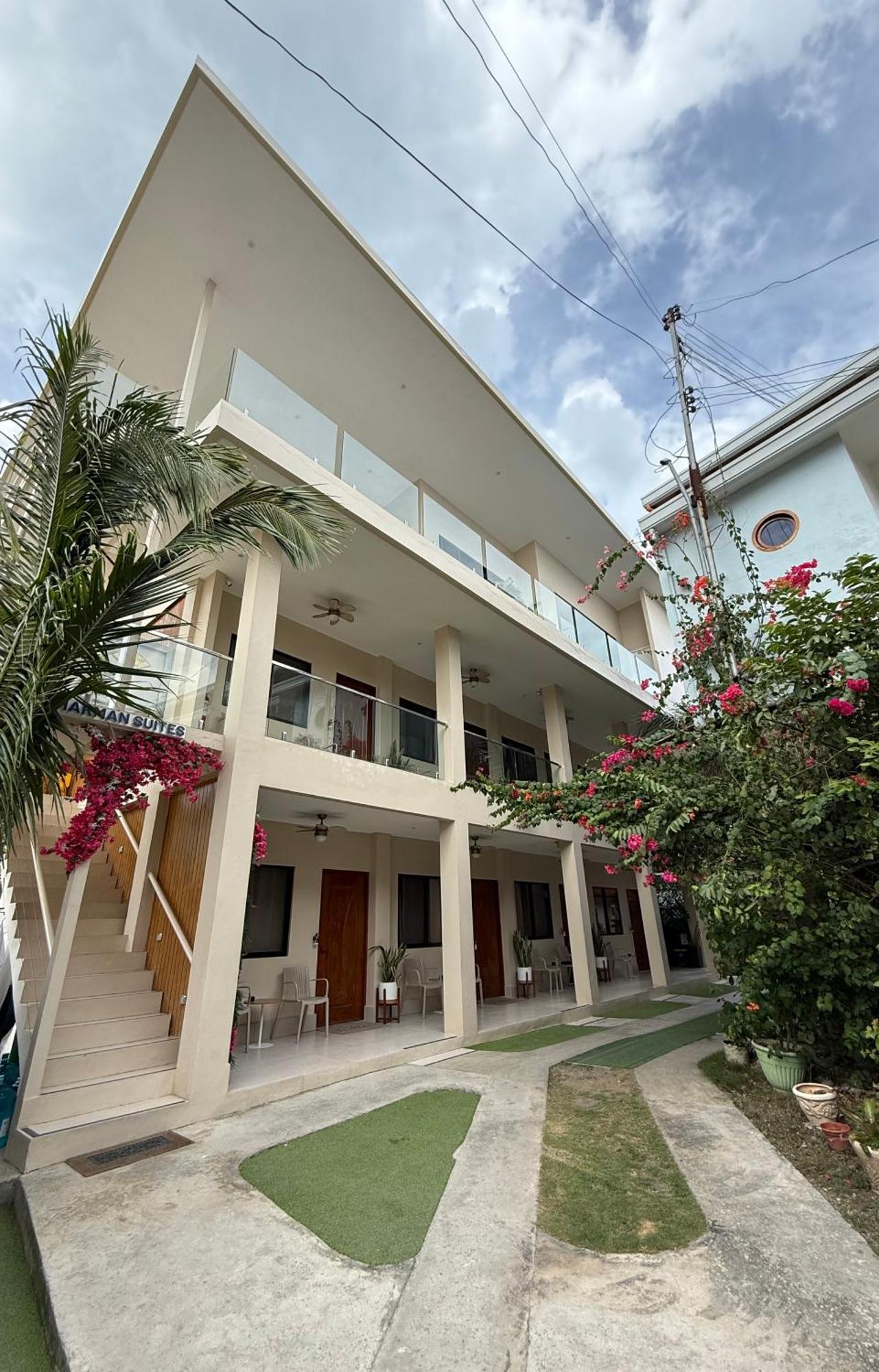 Harman Suites Моалбоал Екстериор снимка